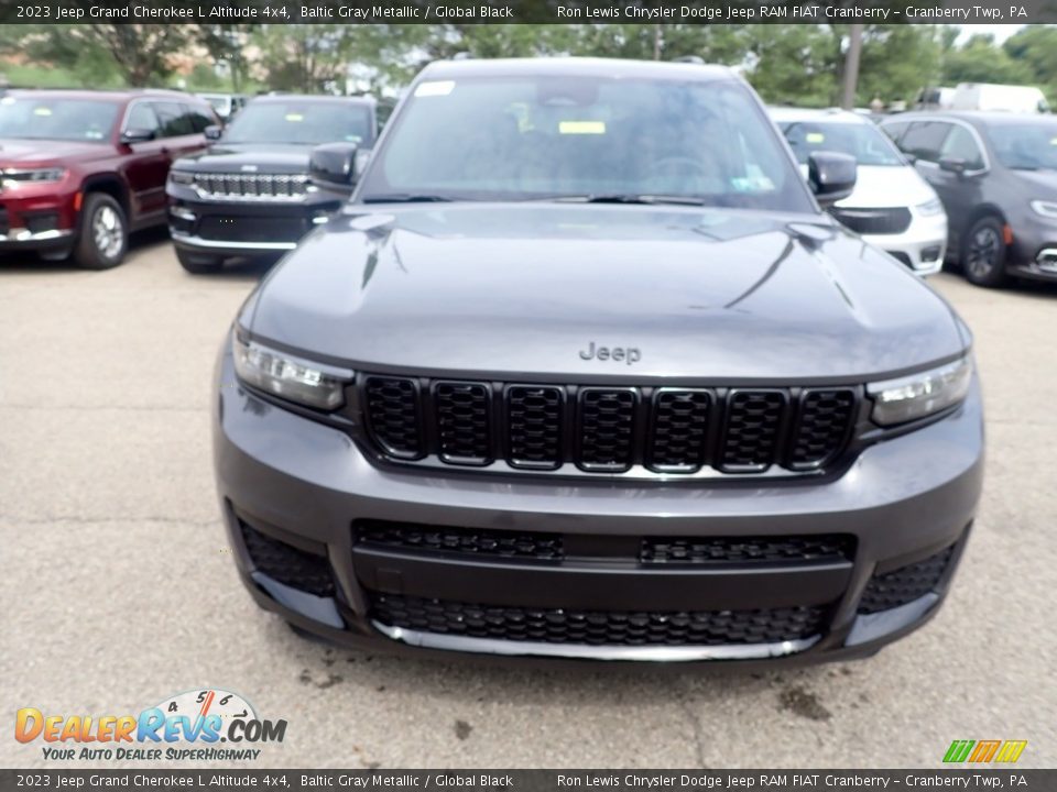 2023 Jeep Grand Cherokee L Altitude 4x4 Baltic Gray Metallic / Global Black Photo #8