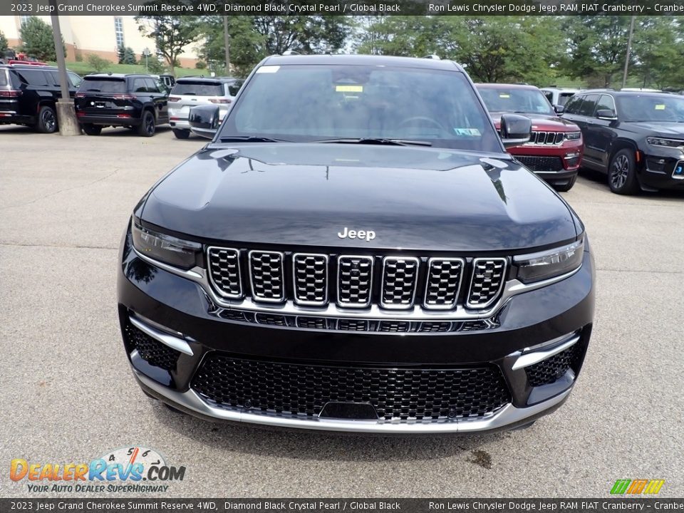 2023 Jeep Grand Cherokee Summit Reserve 4WD Diamond Black Crystal Pearl / Global Black Photo #8