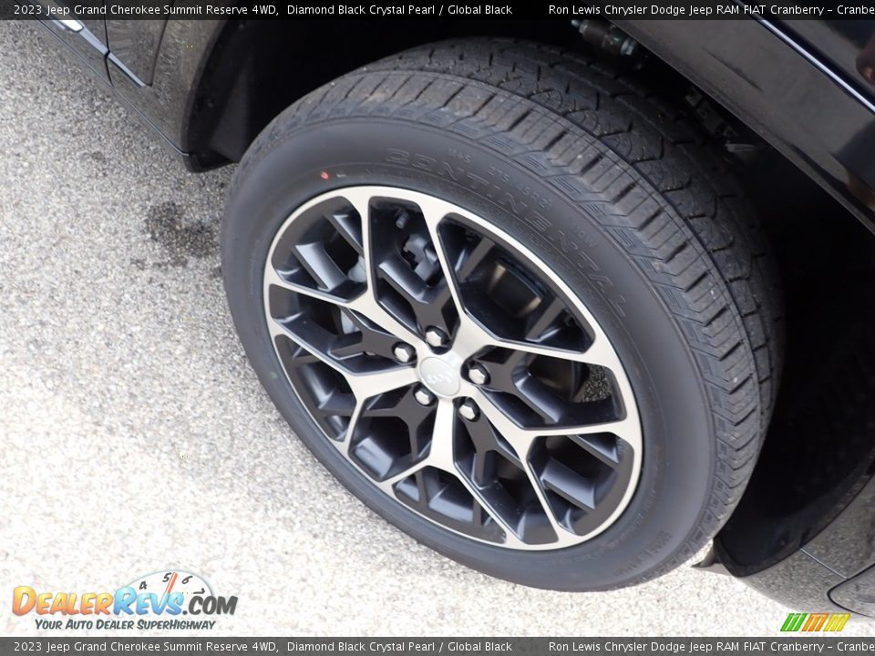 2023 Jeep Grand Cherokee Summit Reserve 4WD Diamond Black Crystal Pearl / Global Black Photo #9
