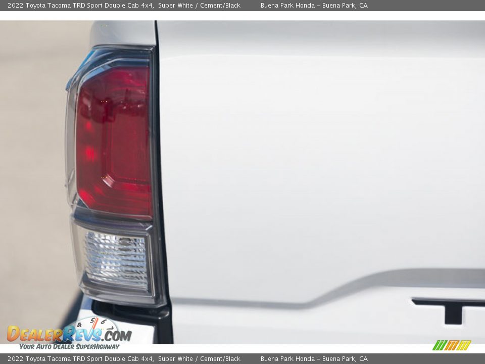 2022 Toyota Tacoma TRD Sport Double Cab 4x4 Super White / Cement/Black Photo #11