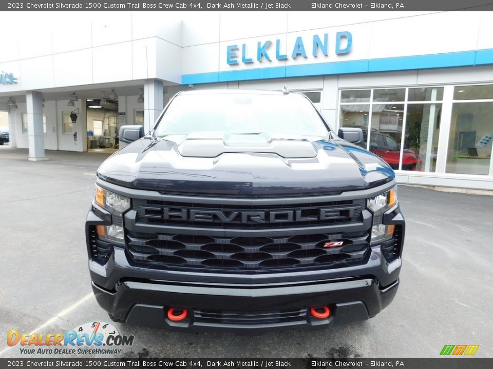 2023 Chevrolet Silverado 1500 Custom Trail Boss Crew Cab 4x4 Dark Ash Metallic / Jet Black Photo #3