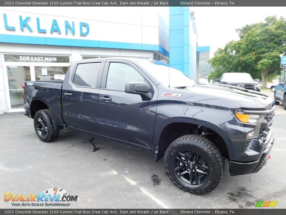 2023 Chevrolet Silverado 1500 Custom Trail Boss Crew Cab 4x4 Dark Ash Metallic / Jet Black Photo #5