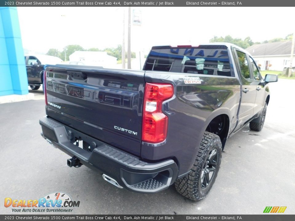 2023 Chevrolet Silverado 1500 Custom Trail Boss Crew Cab 4x4 Dark Ash Metallic / Jet Black Photo #9