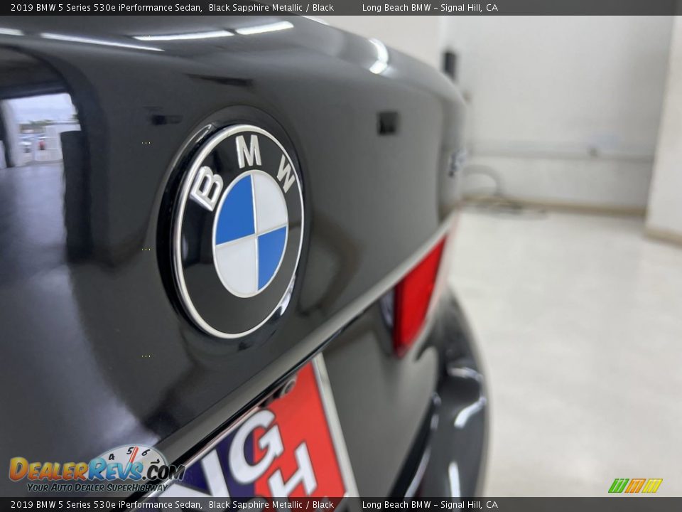 2019 BMW 5 Series 530e iPerformance Sedan Black Sapphire Metallic / Black Photo #16
