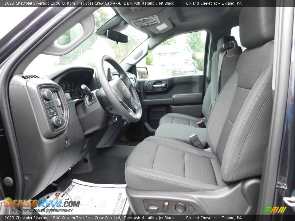 Front Seat of 2023 Chevrolet Silverado 1500 Custom Trail Boss Crew Cab 4x4 Photo #21