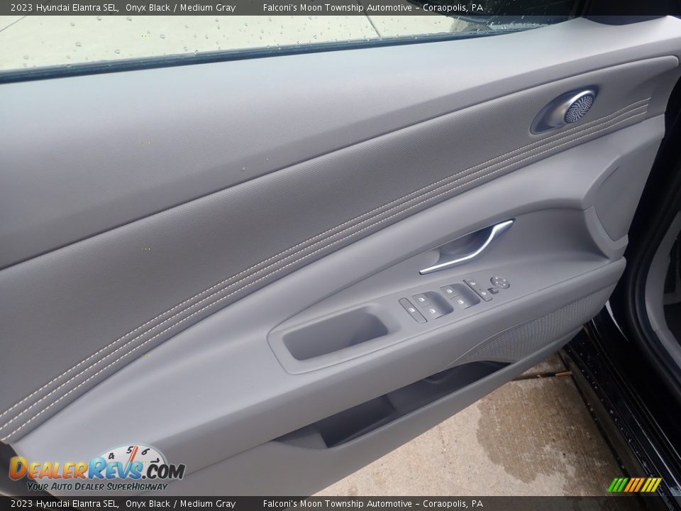 2023 Hyundai Elantra SEL Onyx Black / Medium Gray Photo #14