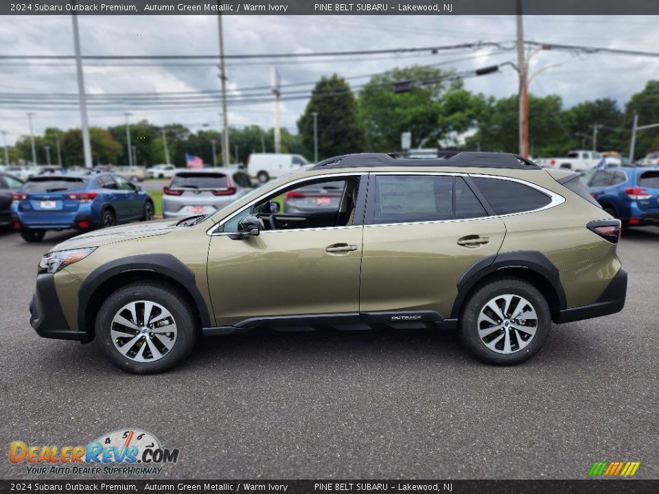 2024 Subaru Outback Premium Autumn Green Metallic / Warm Ivory Photo #3