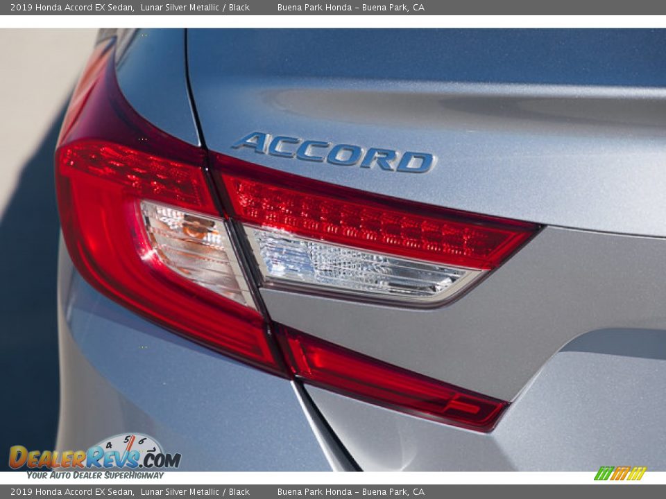 2019 Honda Accord EX Sedan Lunar Silver Metallic / Black Photo #10