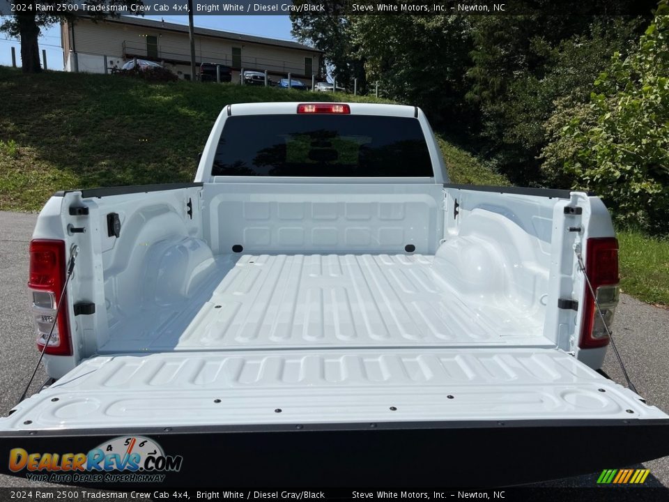 2024 Ram 2500 Tradesman Crew Cab 4x4 Bright White / Diesel Gray/Black Photo #8