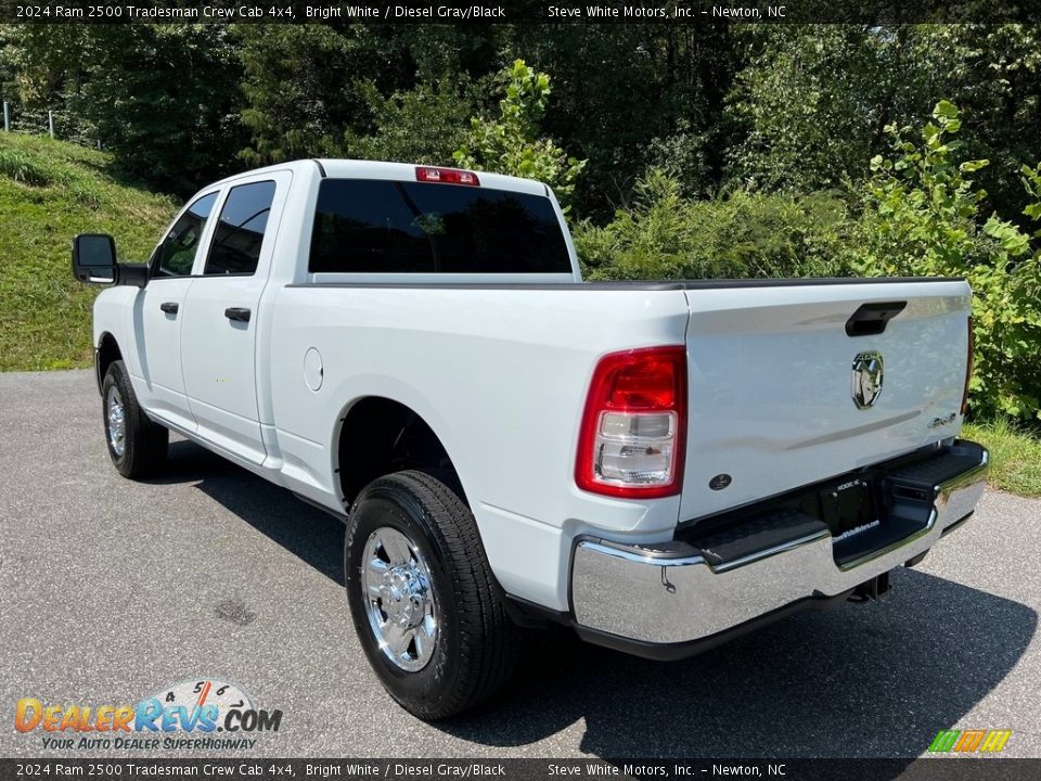 2024 Ram 2500 Tradesman Crew Cab 4x4 Bright White / Diesel Gray/Black Photo #9