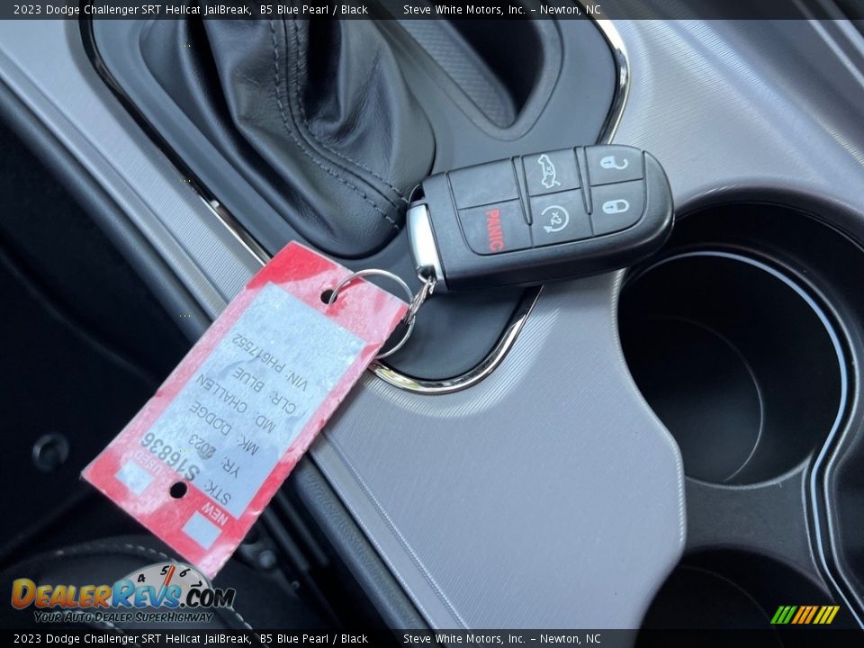 Keys of 2023 Dodge Challenger SRT Hellcat JailBreak Photo #32