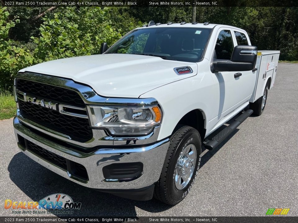 2023 Ram 2500 Tradesman Crew Cab 4x4 Chassis Bright White / Black Photo #2