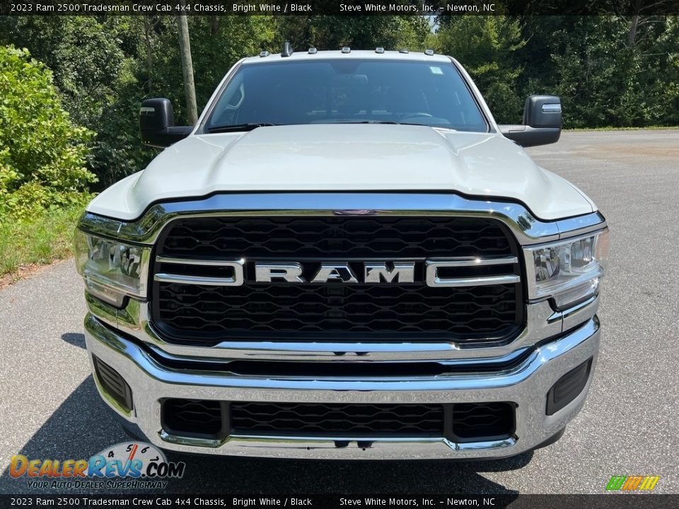 2023 Ram 2500 Tradesman Crew Cab 4x4 Chassis Bright White / Black Photo #3