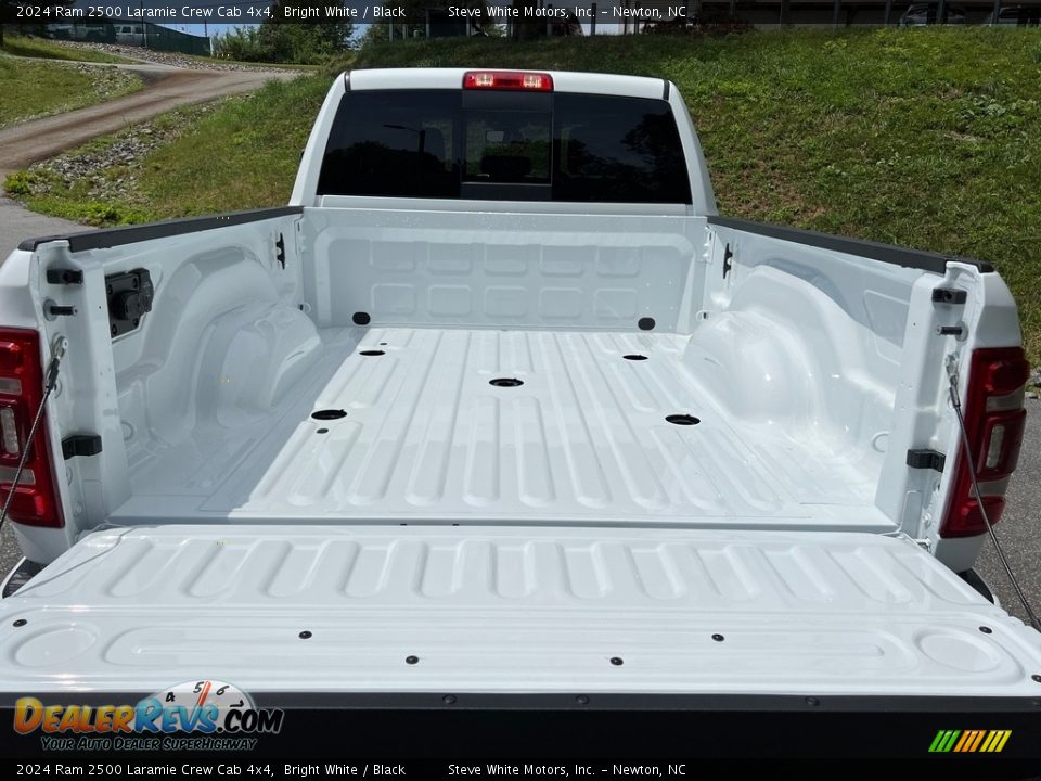 2024 Ram 2500 Laramie Crew Cab 4x4 Bright White / Black Photo #8