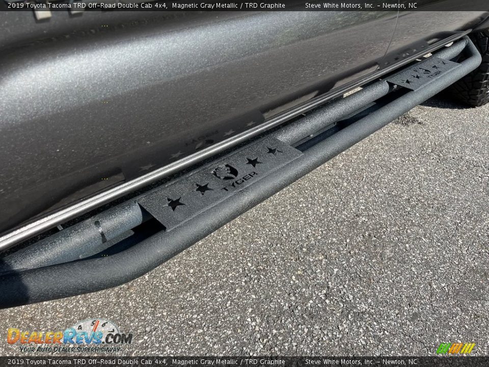 2019 Toyota Tacoma TRD Off-Road Double Cab 4x4 Magnetic Gray Metallic / TRD Graphite Photo #12
