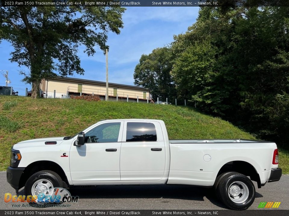 2023 Ram 3500 Tradesman Crew Cab 4x4 Bright White / Diesel Gray/Black Photo #1