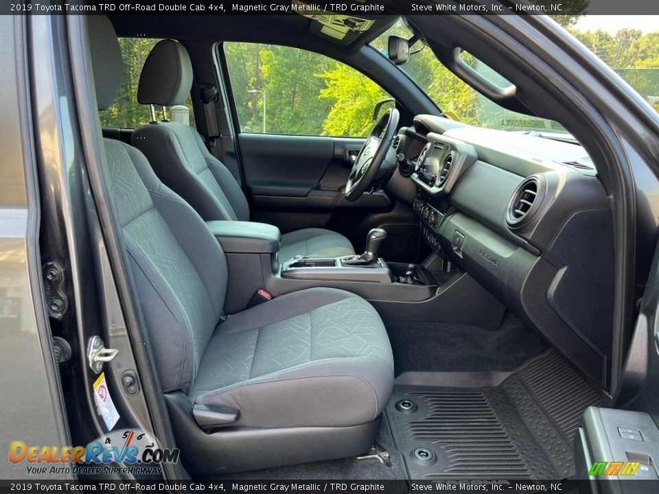 Front Seat of 2019 Toyota Tacoma TRD Off-Road Double Cab 4x4 Photo #19