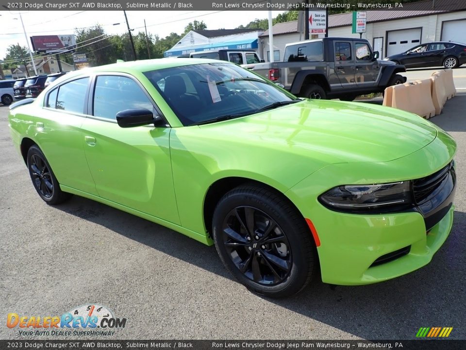 2023 Dodge Charger SXT AWD Blacktop Sublime Metallic / Black Photo #8