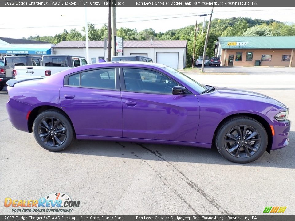 2023 Dodge Charger SXT AWD Blacktop Plum Crazy Pearl / Black Photo #7