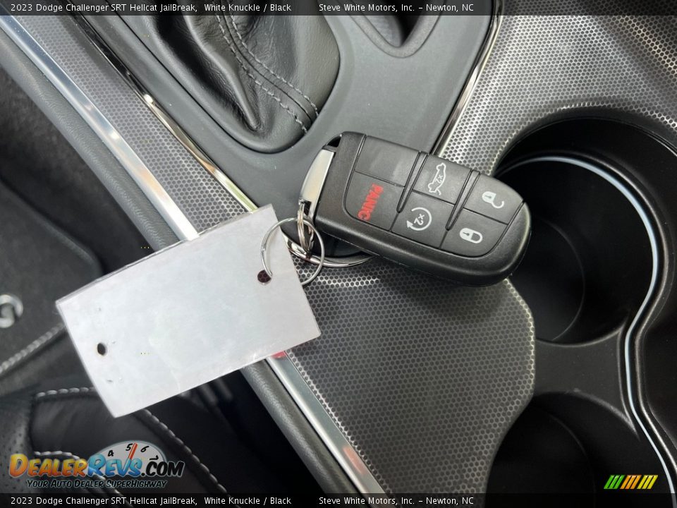 Keys of 2023 Dodge Challenger SRT Hellcat JailBreak Photo #31