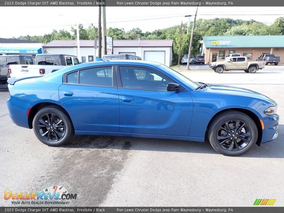 2023 Dodge Charger SXT AWD Blacktop Frostbite / Black Photo #7