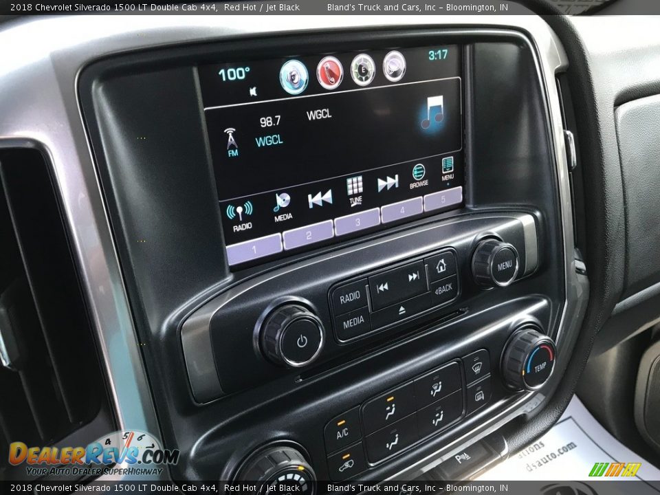 2018 Chevrolet Silverado 1500 LT Double Cab 4x4 Red Hot / Jet Black Photo #18