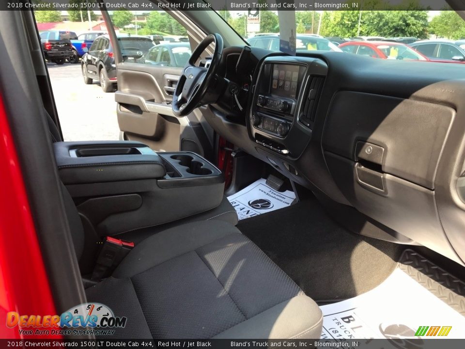 2018 Chevrolet Silverado 1500 LT Double Cab 4x4 Red Hot / Jet Black Photo #31