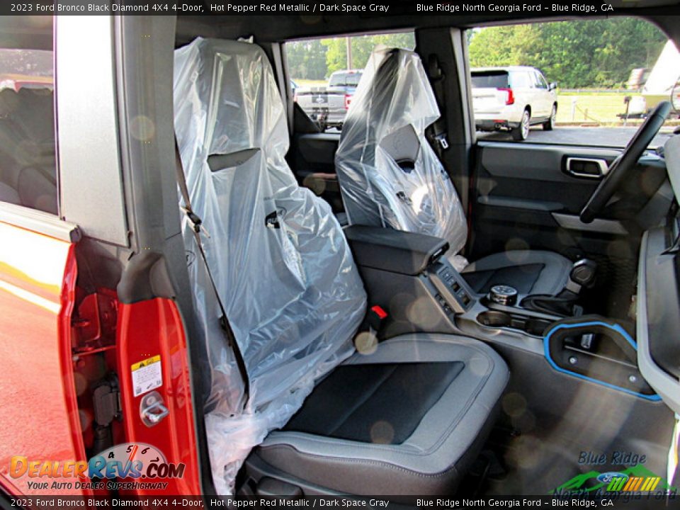 2023 Ford Bronco Black Diamond 4X4 4-Door Hot Pepper Red Metallic / Dark Space Gray Photo #12