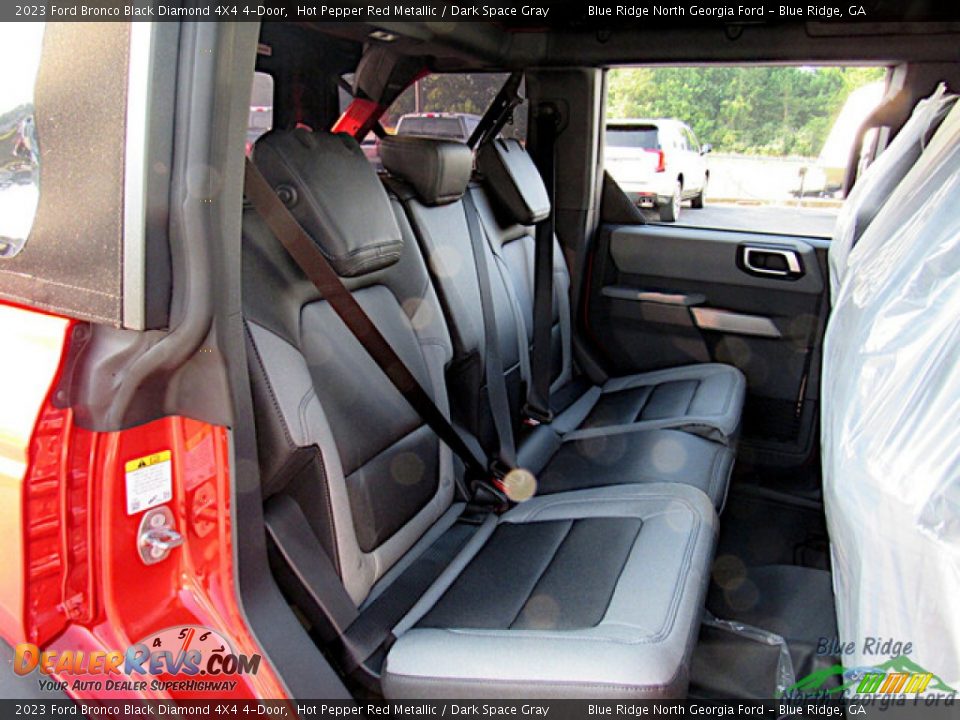 2023 Ford Bronco Black Diamond 4X4 4-Door Hot Pepper Red Metallic / Dark Space Gray Photo #13