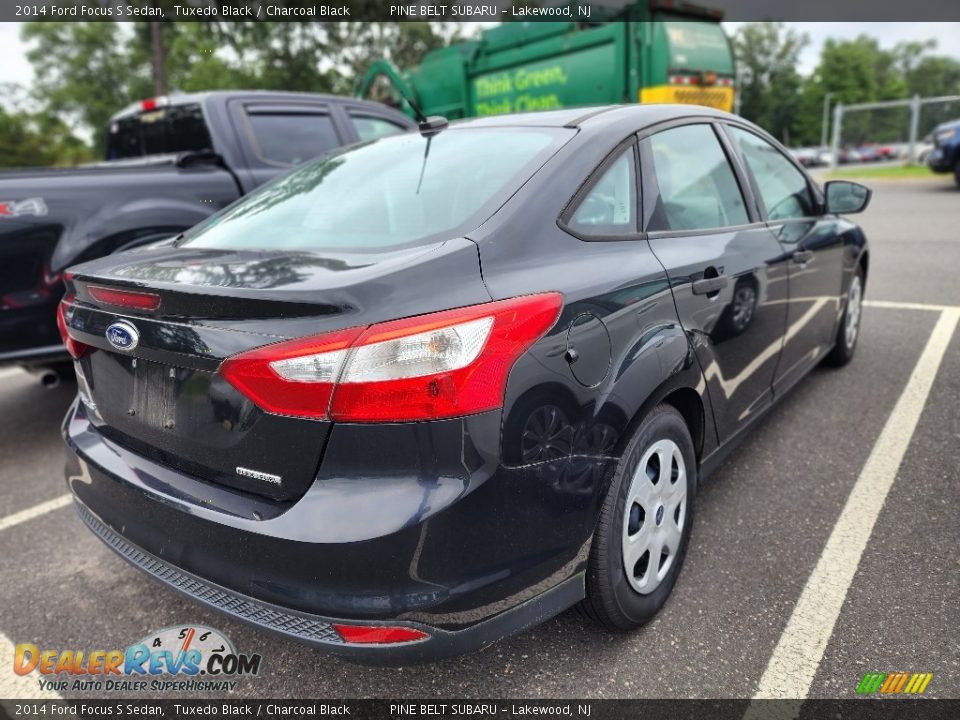 2014 Ford Focus S Sedan Tuxedo Black / Charcoal Black Photo #3