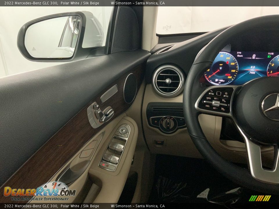 2022 Mercedes-Benz GLC 300 Polar White / Silk Beige Photo #25