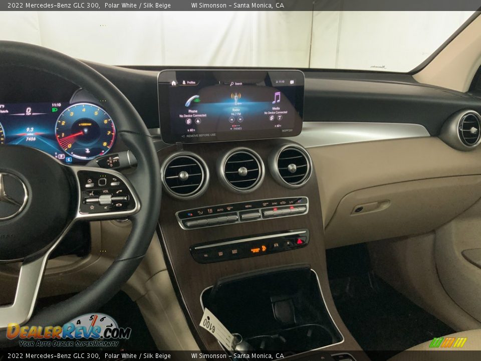 2022 Mercedes-Benz GLC 300 Polar White / Silk Beige Photo #26