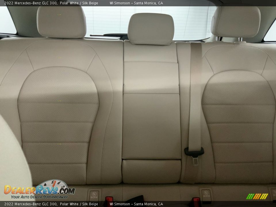 2022 Mercedes-Benz GLC 300 Polar White / Silk Beige Photo #35