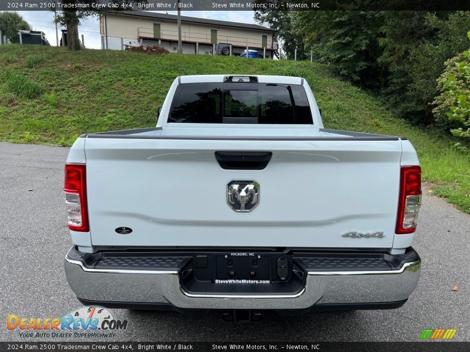 2024 Ram 2500 Tradesman Crew Cab 4x4 Bright White / Black Photo #7