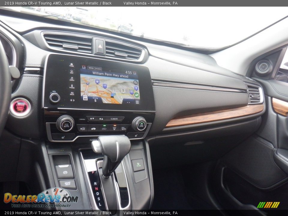 Dashboard of 2019 Honda CR-V Touring AWD Photo #16