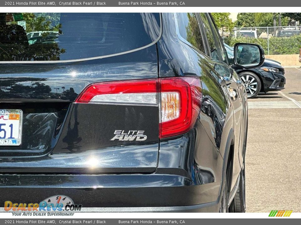 2021 Honda Pilot Elite AWD Crystal Black Pearl / Black Photo #34