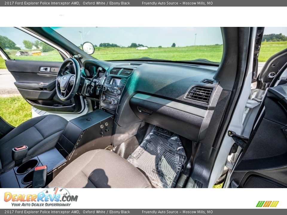 2017 Ford Explorer Police Interceptor AWD Oxford White / Ebony Black Photo #22