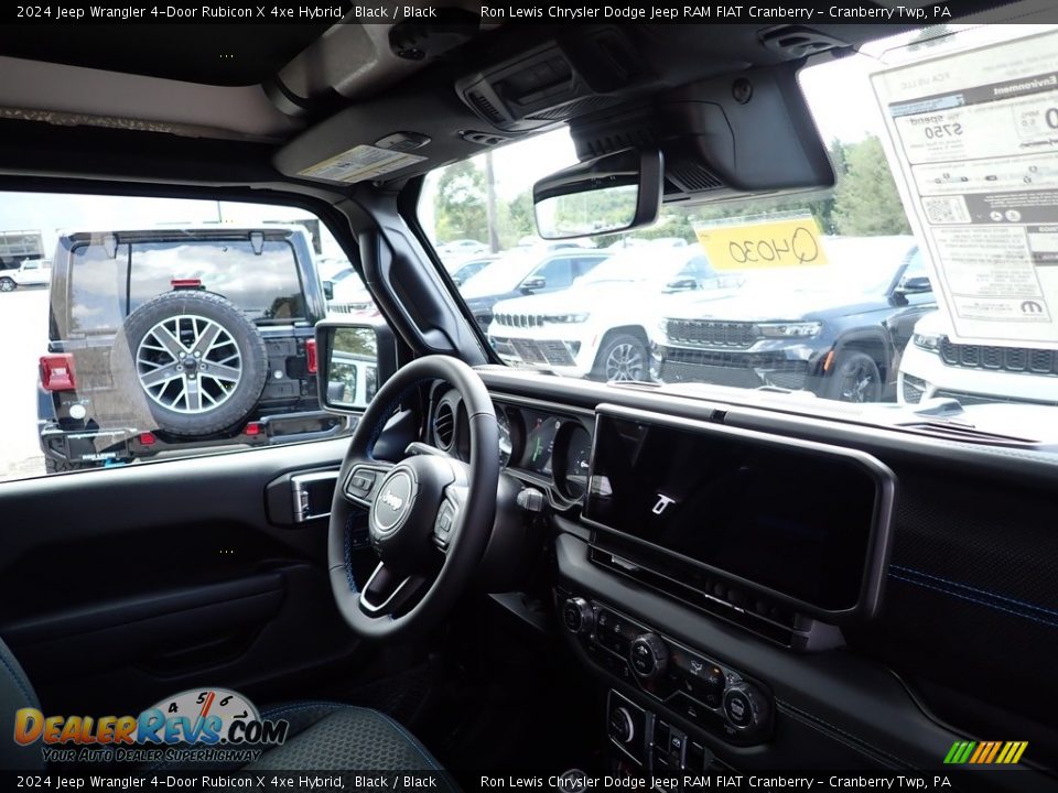 2024 Jeep Wrangler 4-Door Rubicon X 4xe Hybrid Black / Black Photo #11