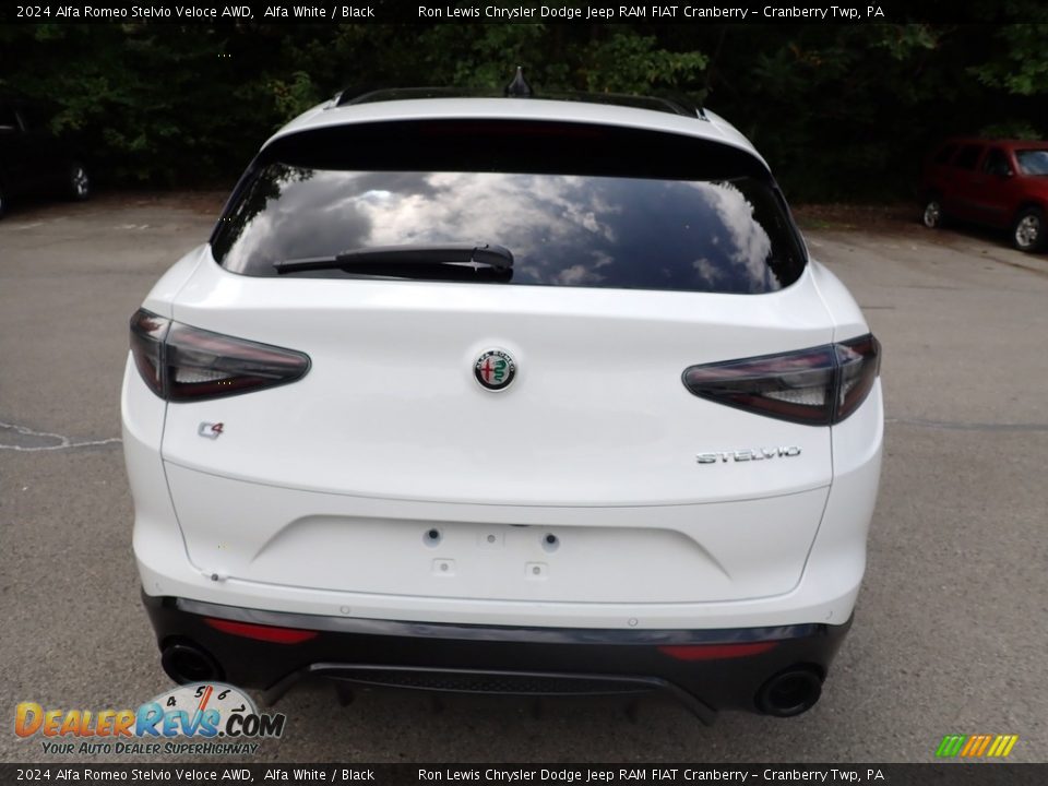 2024 Alfa Romeo Stelvio Veloce AWD Alfa White / Black Photo #4