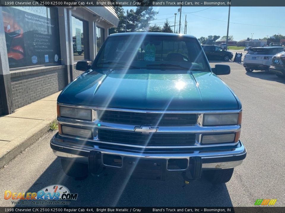 1998 Chevrolet C/K 2500 K2500 Regular Cab 4x4 Bright Blue Metallic / Gray Photo #2