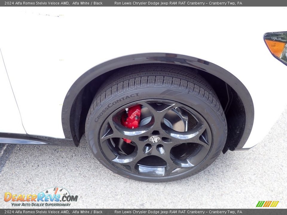 2024 Alfa Romeo Stelvio Veloce AWD Wheel Photo #9
