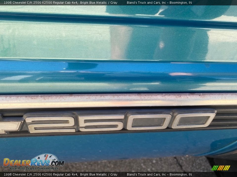 1998 Chevrolet C/K 2500 K2500 Regular Cab 4x4 Bright Blue Metallic / Gray Photo #27