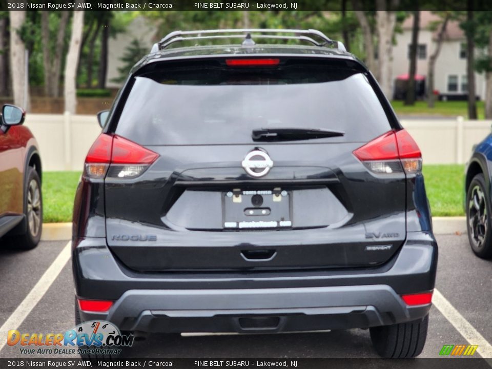 2018 Nissan Rogue SV AWD Magnetic Black / Charcoal Photo #4