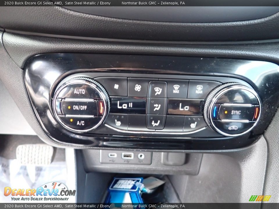 Controls of 2020 Buick Encore GX Select AWD Photo #29