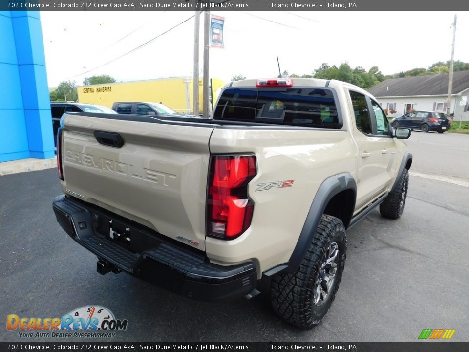 2023 Chevrolet Colorado ZR2 Crew Cab 4x4 Sand Dune Metallic / Jet Black/Artemis Photo #10