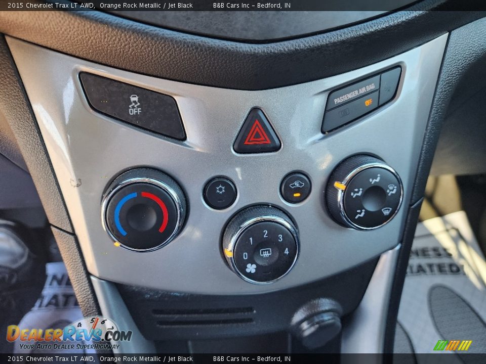 Controls of 2015 Chevrolet Trax LT AWD Photo #13