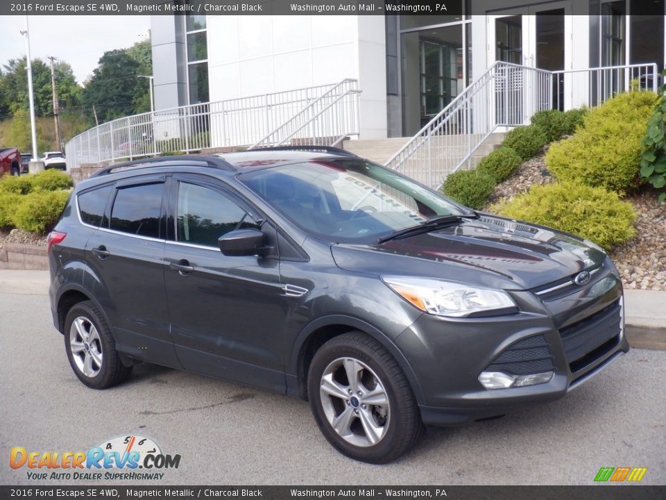 2016 Ford Escape SE 4WD Magnetic Metallic / Charcoal Black Photo #1