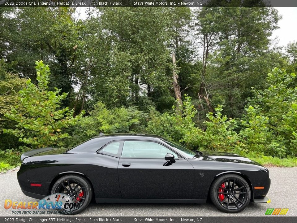 Pitch Black 2023 Dodge Challenger SRT Hellcat JailBreak Photo #5