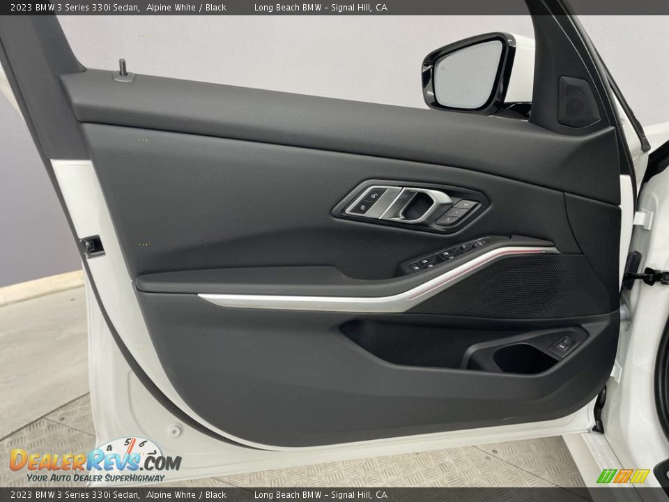 2023 BMW 3 Series 330i Sedan Alpine White / Black Photo #10