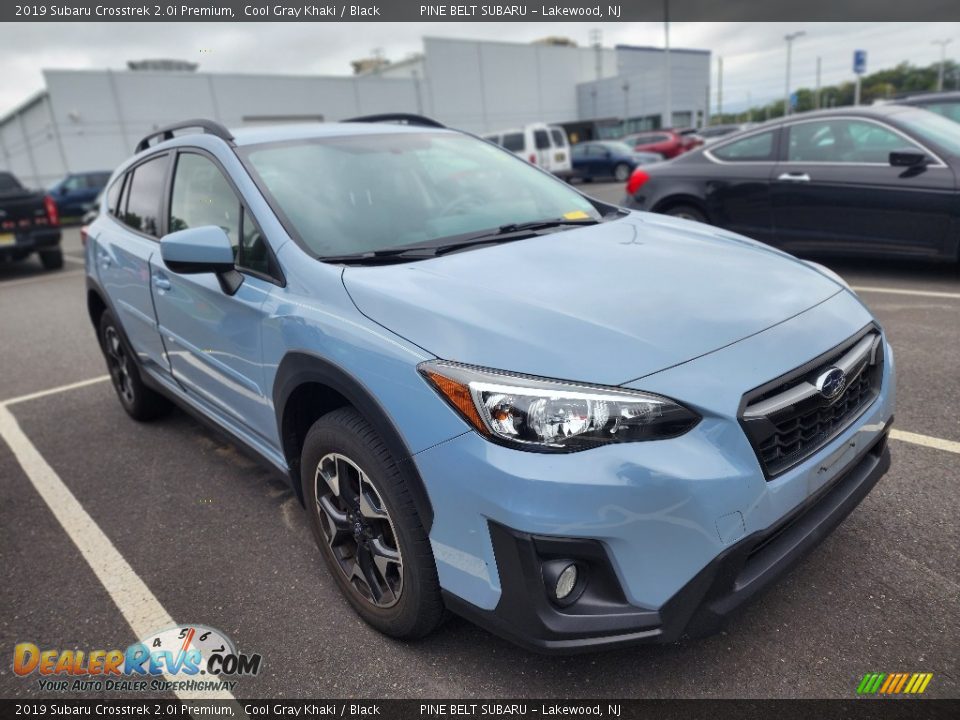 Front 3/4 View of 2019 Subaru Crosstrek 2.0i Premium Photo #2